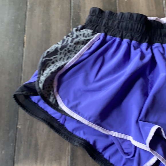 Lululemon super squad short - Picture 3 of 17